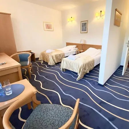 Hotel Chata Karczowiska 3*